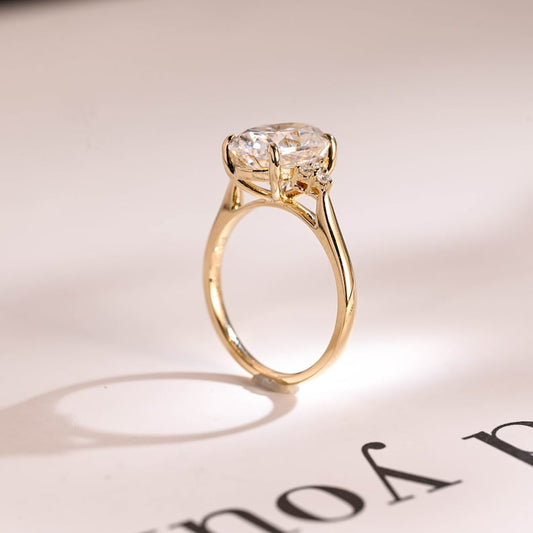 Stunning 1.0 - 2.0 CT Oval Moissanite Engagement Ring with Cluster Design 5