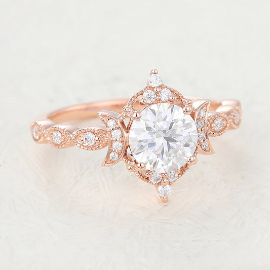 Round Vintage Art Deco Lab-Grown Diamond Engagement Ring