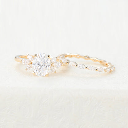 1.33 CT Oval Moissanite Cluster Bridal Ring Set 6