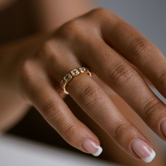 0.15 TCW Round Milgrain Lab Grown Diamond Wedding Band