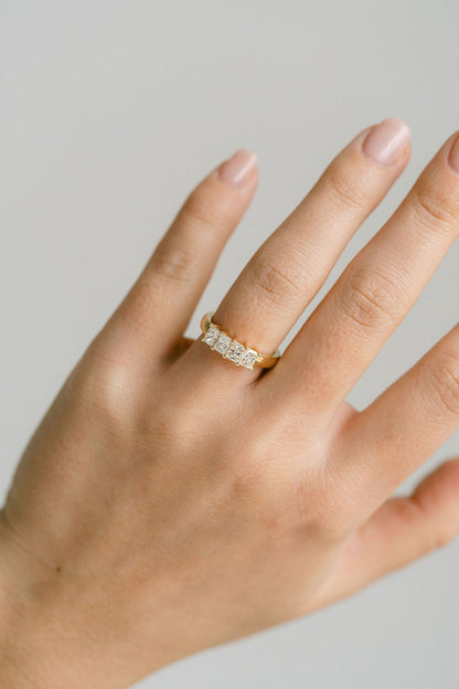 0.15 TCW Round Milgrain Lab Grown Diamond Wedding Band