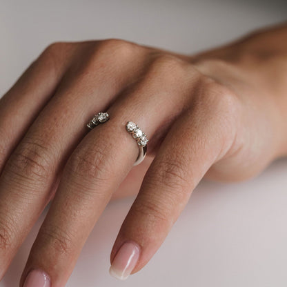 0.15 TCW Round Milgrain Lab Grown Diamond Wedding Band