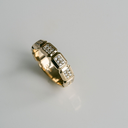 0.15 TCW Round Milgrain Lab Grown Diamond Wedding Band