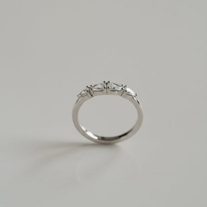 0.15 TCW Round Milgrain Lab Grown Diamond Wedding Band