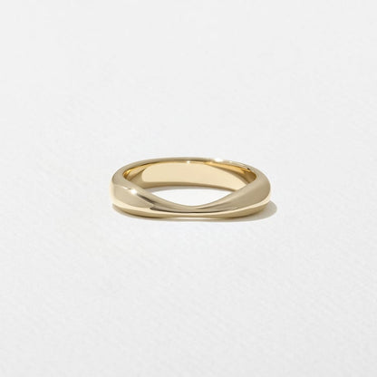 Moon Curved Wedding Band