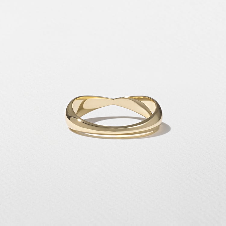 Sonora Curved Wedding Band