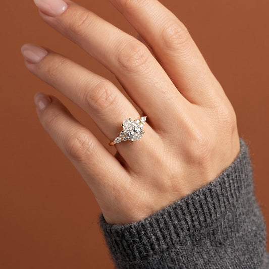 [Shape][Style] Lab Grown Diamond Engagement Ring