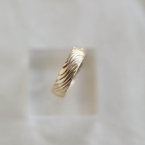 Yellow Gold Men's Wedding Band with wave like texture 3