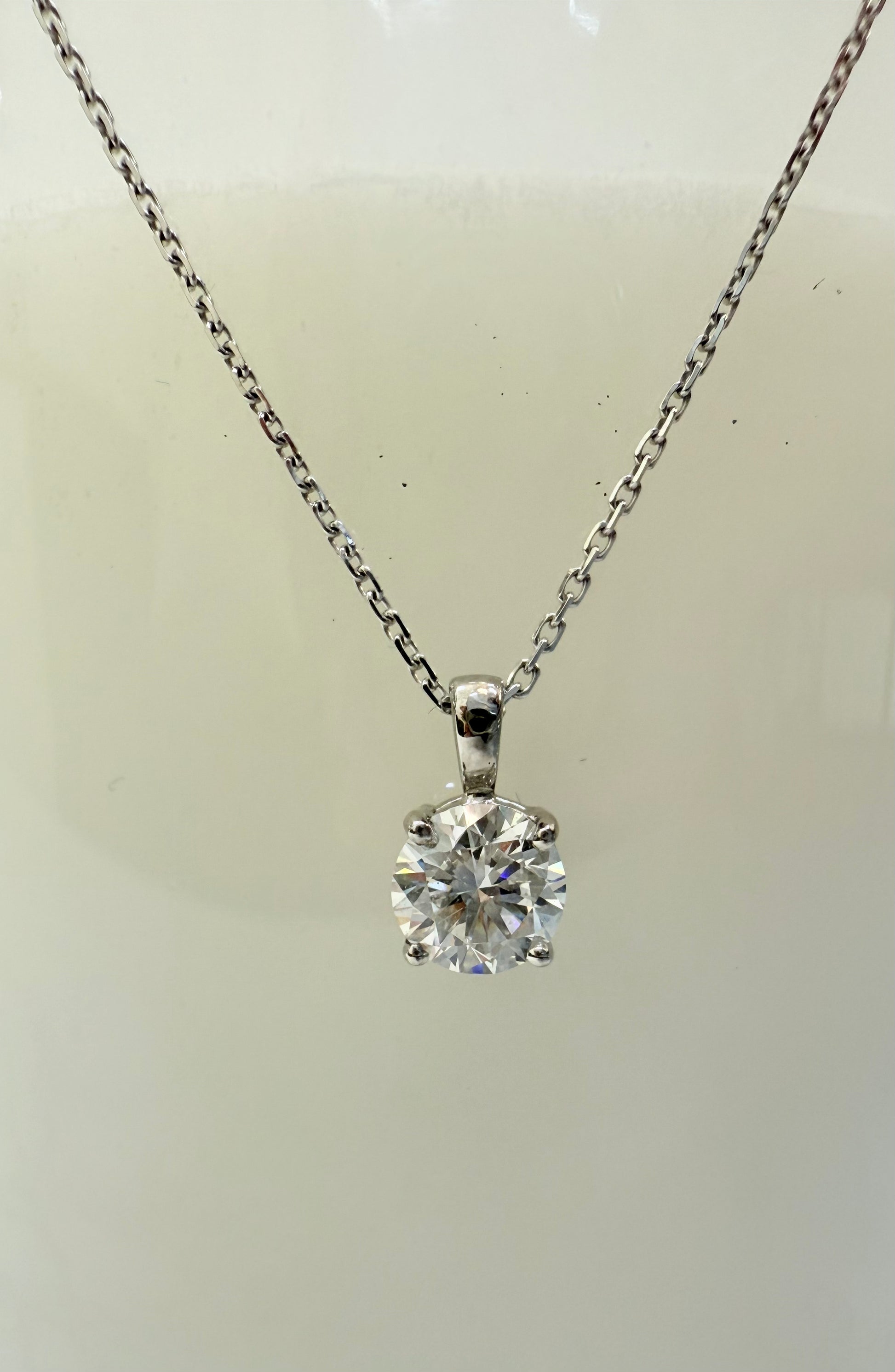 0.3 CT Round Cut Solitaire Moissanite Necklace