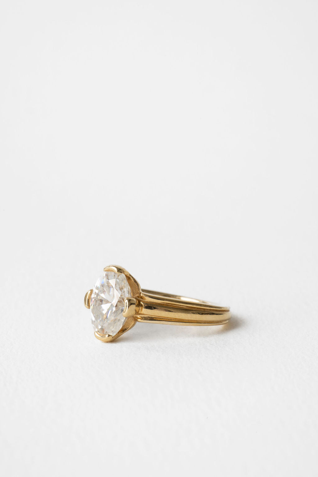 2.10 CT Oval Vintage Solitaire Lab Grown Diamond Engagement Ring