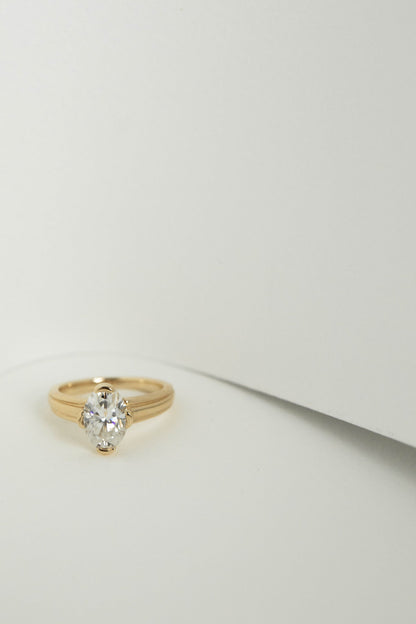 2.10 CT Oval Vintage Solitaire Lab Grown Diamond Engagement Ring