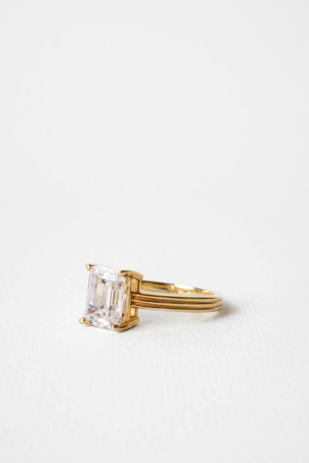 2.50 CT Emerald Cut Solitaire Lab Grown Diamond Engagement Ring