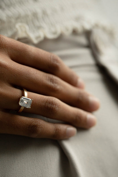 2.50 CT Emerald Cut Solitaire Lab Grown Diamond Engagement Ring