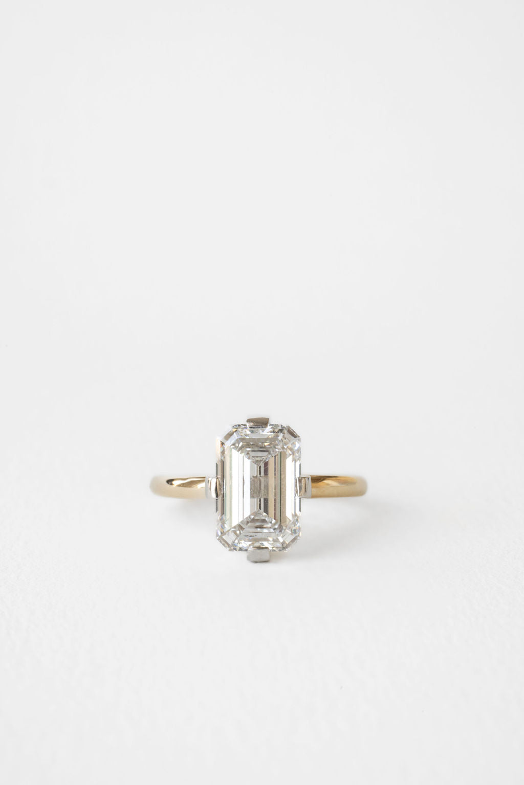 0.94 CT True Antique Round Solitaire Lab Grown Diamond Engagement Ring