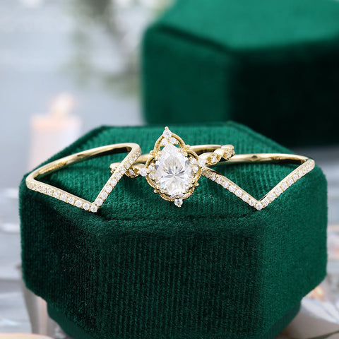 1.50 CT Pear Moissanite Vintage Style Bridal Ring Set 7