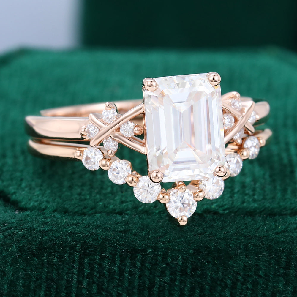 1.60 CT Emerald Moissanite Art Deco Style Bridal Ring Set 4