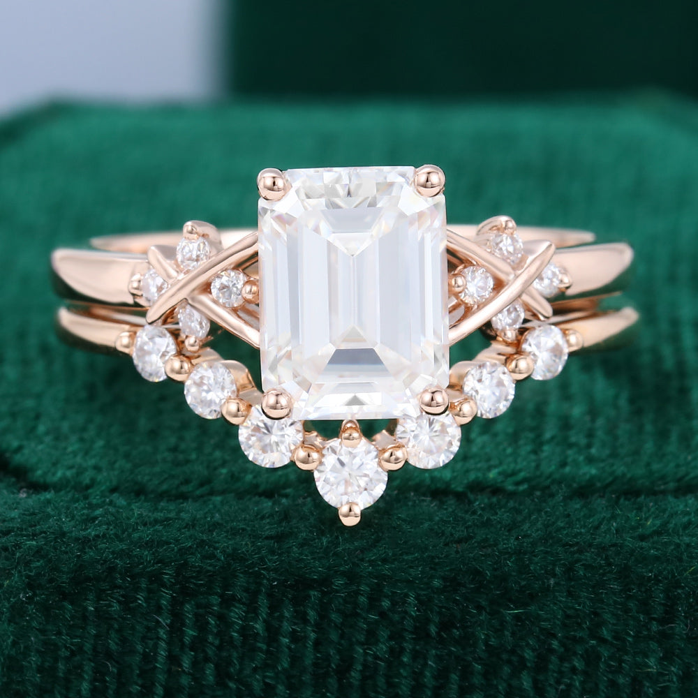 1.60 CT Emerald Moissanite Art Deco Style Bridal Ring Set 1