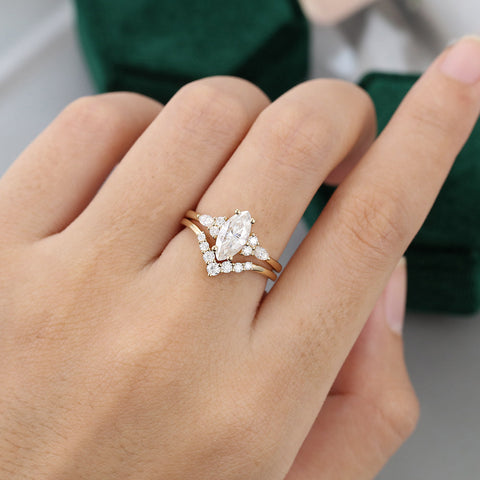 0.90 CT Marquise Moissanite Cluster Bridal Ring Set 2