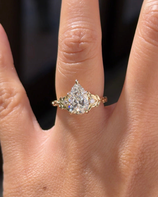 [Style] [Shape] Lab Grown Diamond Engagement Ring