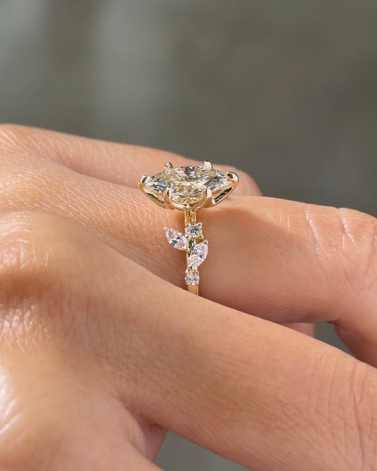 [Style] [Shape] Lab Grown Diamond Engagement Ring