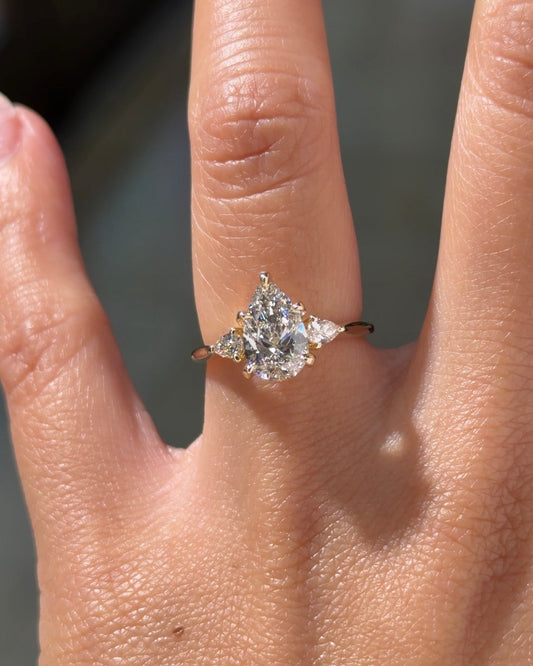 [Style] [Shape] Lab Grown Diamond Engagement Ring