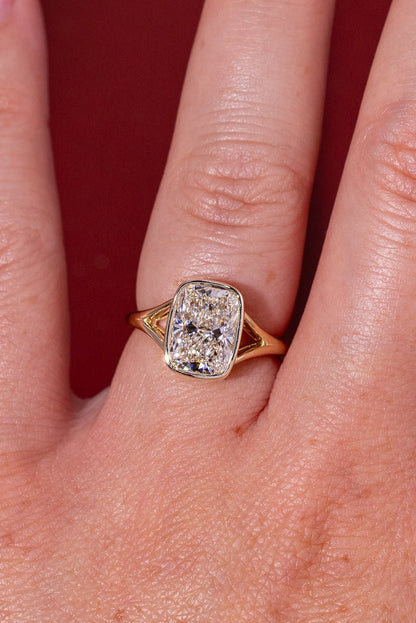 [Style] [Shape] Lab Grown Diamond Engagement Ring