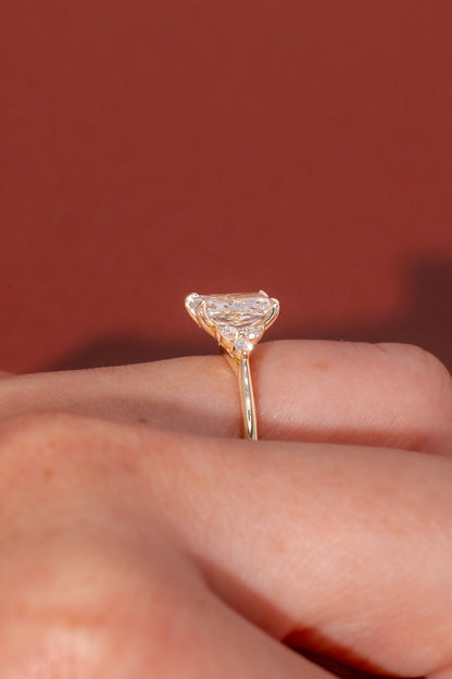 [Style] [Shape] Lab Grown Diamond Engagement Ring