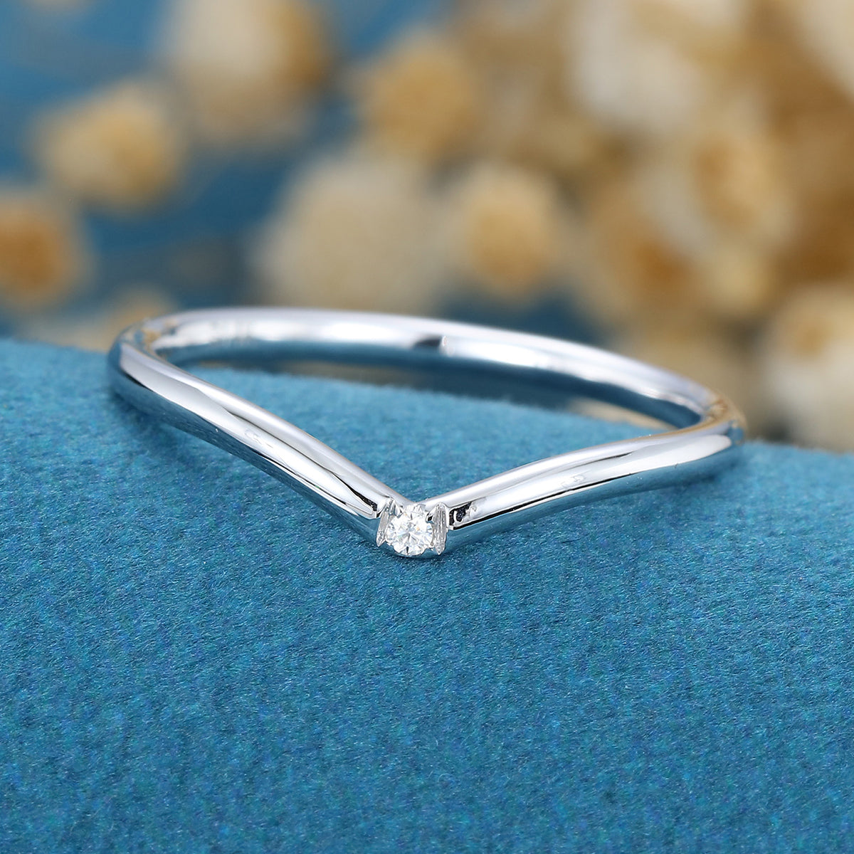 0.01 TCW Round Curved Lab Grown Diamond Wedding Band