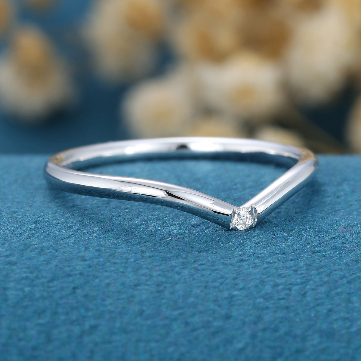 0.01 TCW Round Curved Lab Grown Diamond Wedding Band