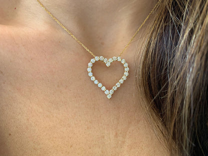 0.3 TCW Round Shape Moissanite Heart Style Necklace