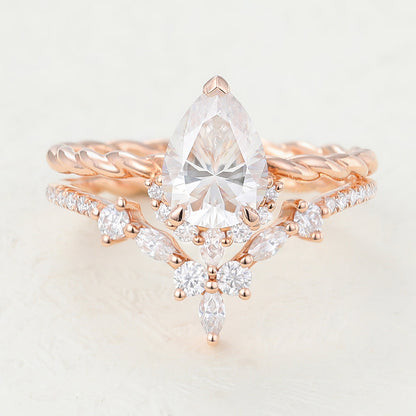 1.0 CT Pear Moissanite Cluster Bridal Ring Set 1