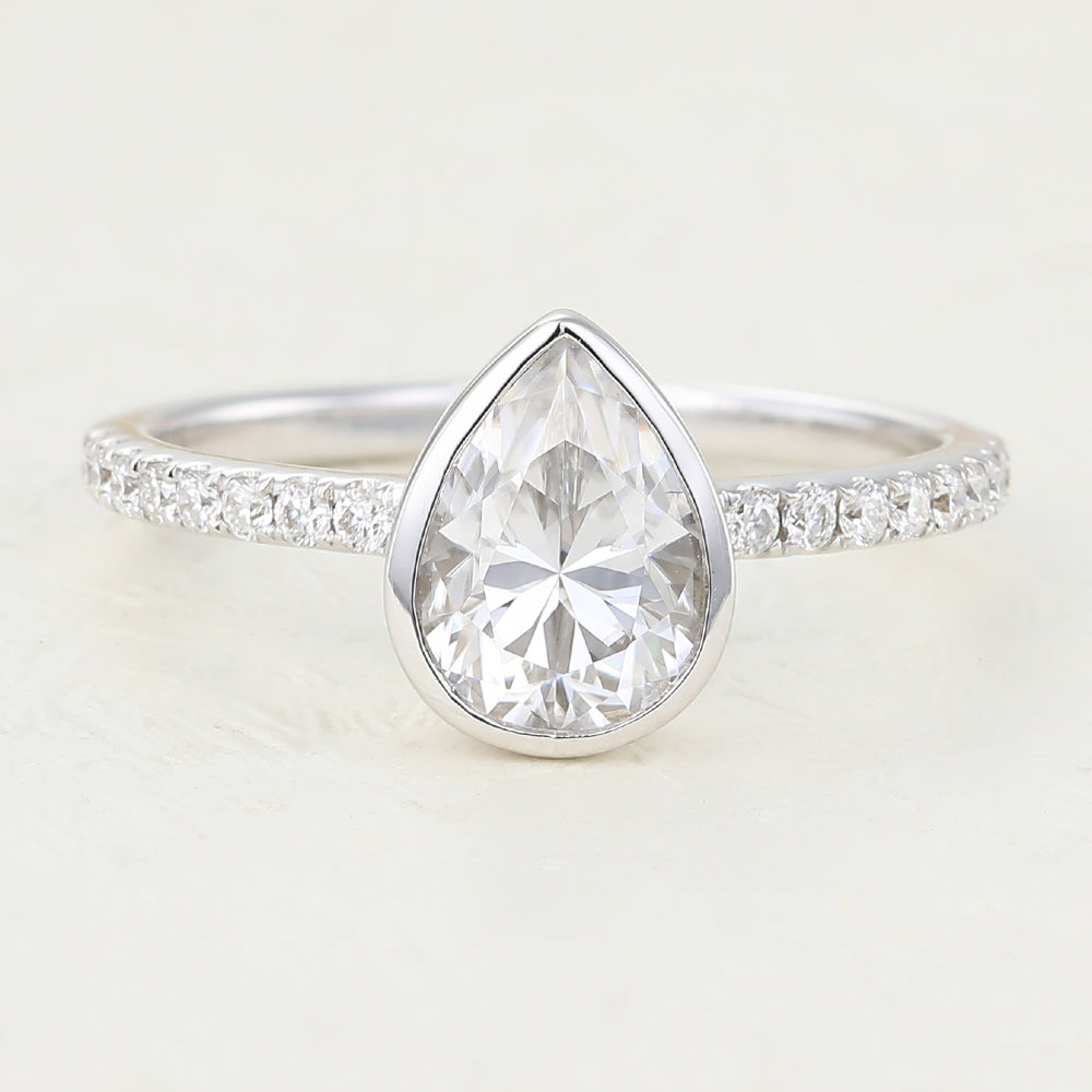 Pear Bezel & Pave Lab-Grown Diamond Engagement Ring