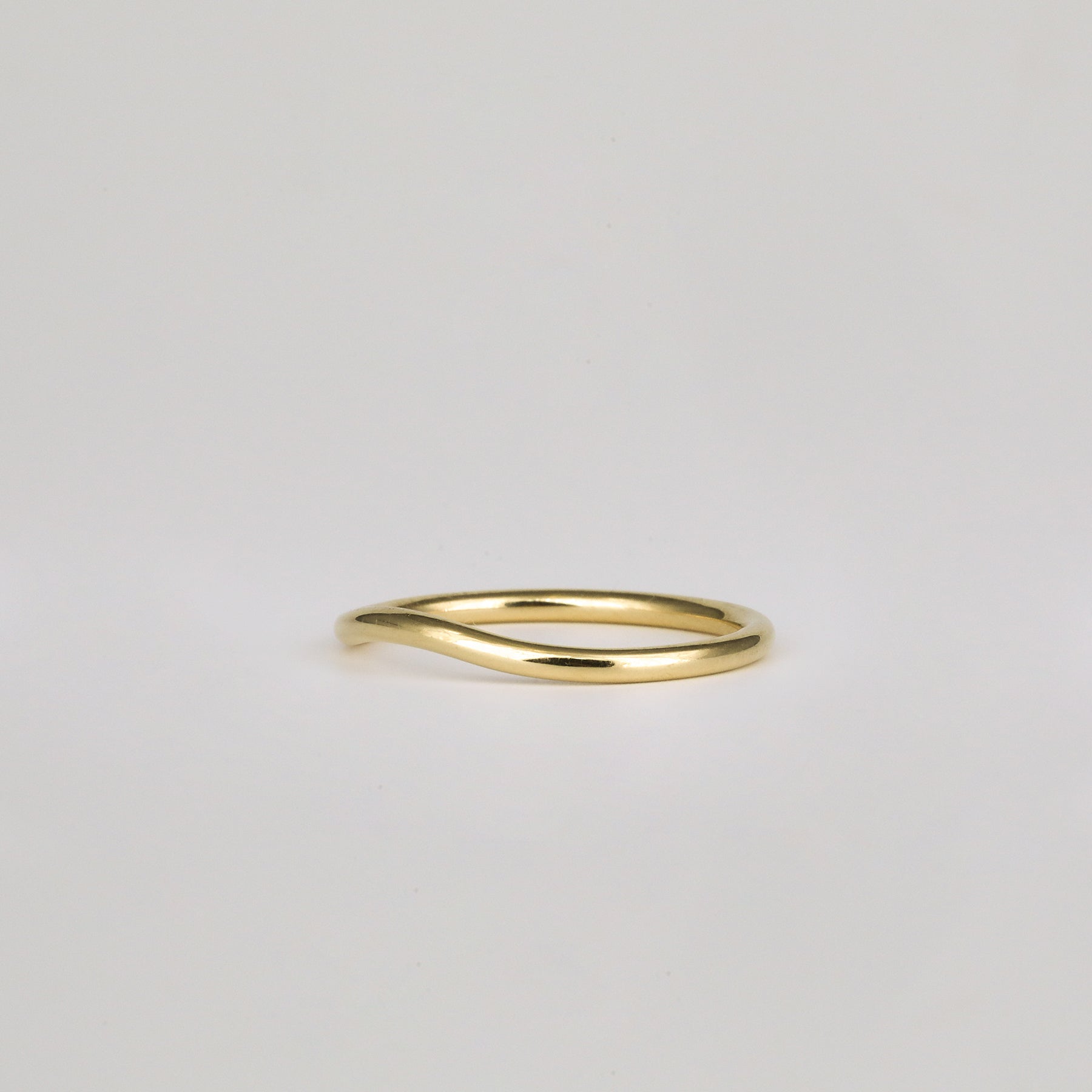 Classic Curved Wedding Band
