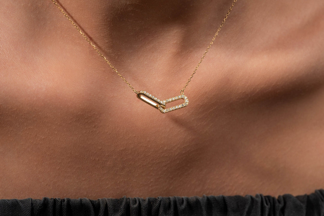 0.4 CT Round Shape Moissanite Infinity Interlinked Necklace