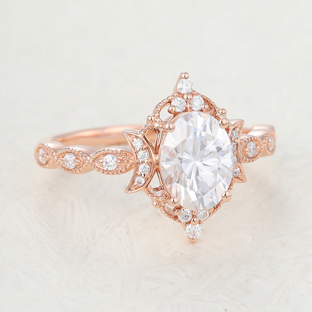 Oval Vintage Art Deco Lab-Grown Diamond Engagement Ring