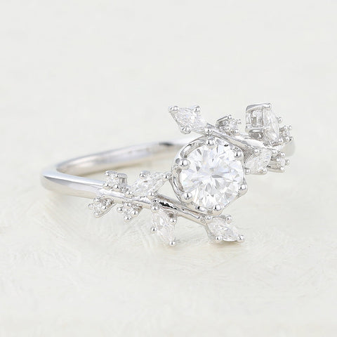 0.41 CT Round Shaped Moissanite Art Deco Engagement Ring 3