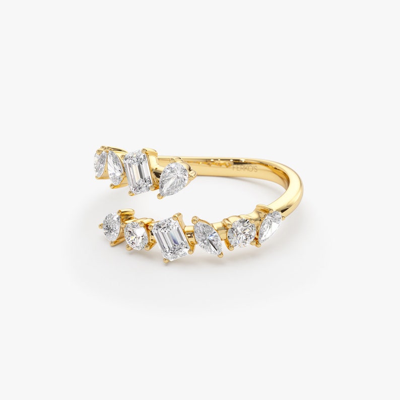 1.01 TCW Multi Stones Moissanite Swirl Wedding Band