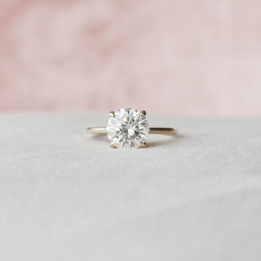 3.0 CT Round Cut Solitaire Style Moissanite Engagement Ring 7