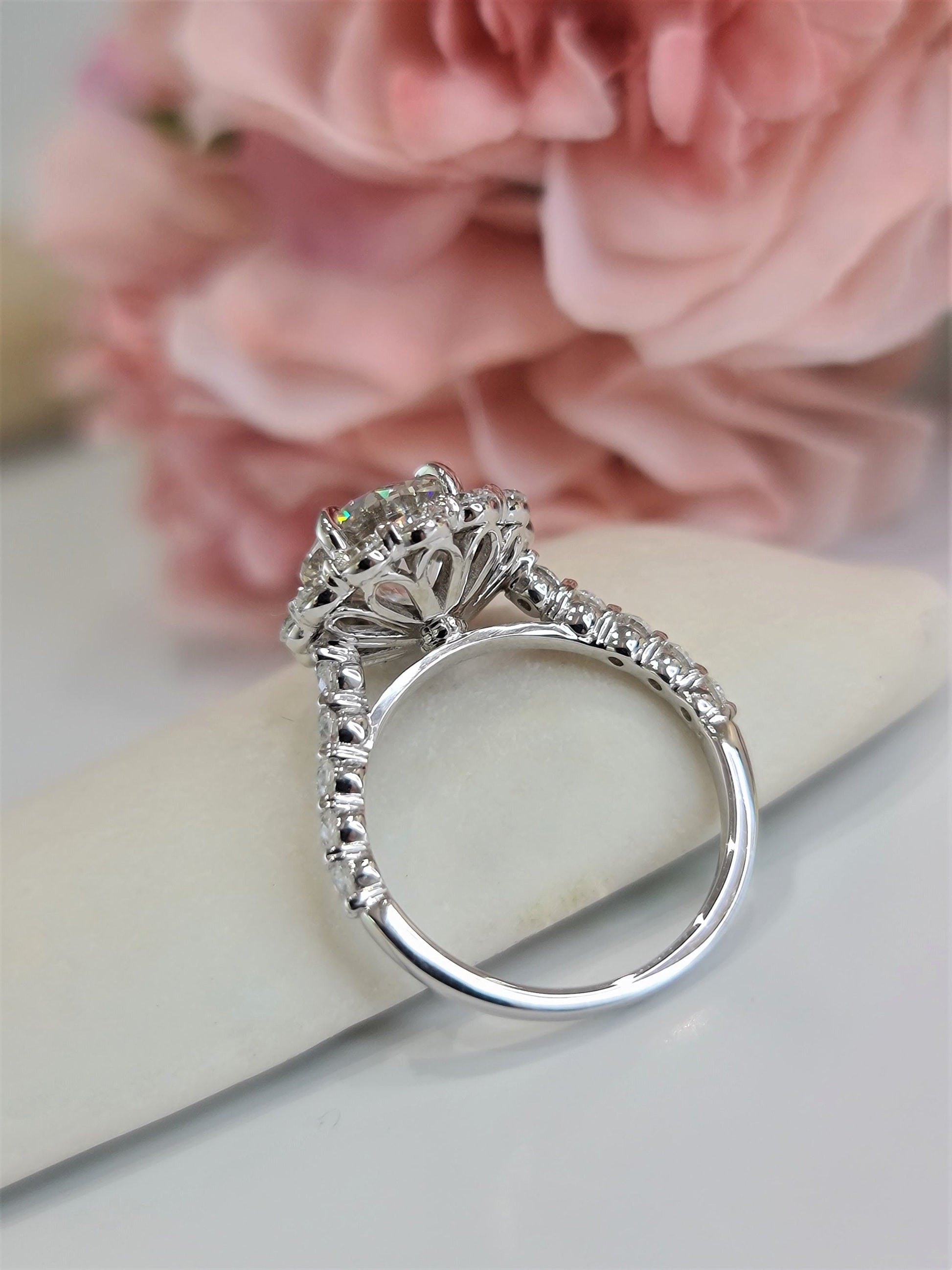 Round Halo & Pave Lab Grown Diamond Engagement Ring