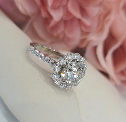 Round Halo & Pave Lab Grown Diamond Engagement Ring