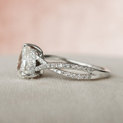 1.0 CT Pear Cut Criss Cross Pave Moissanite Engagement Ring 2