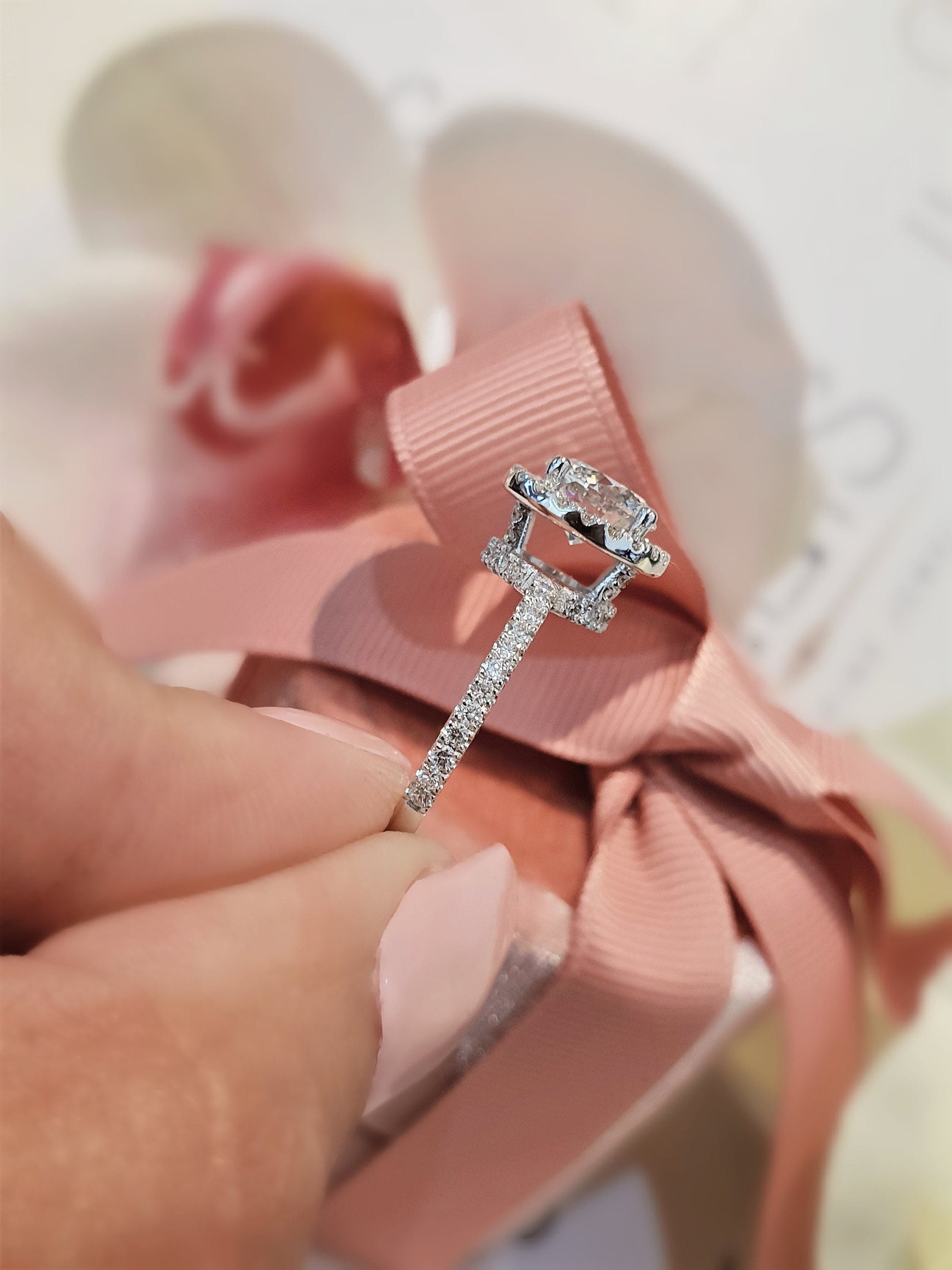 Round Halo & Pave Lab Grown Diamond Engagement Ring