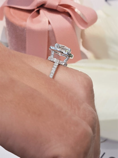 Round Halo & Pave Lab Grown Diamond Engagement Ring