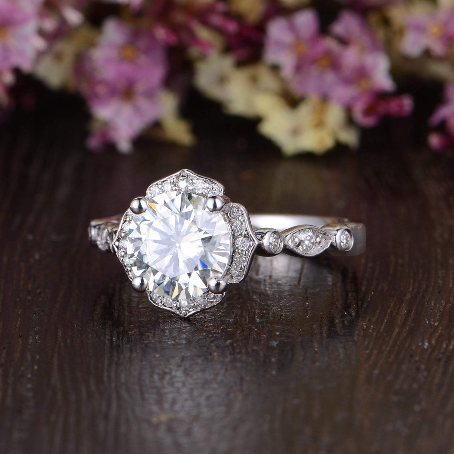 1.60 CT Round Cut Vintage Art Deco Moissanite Engagement Ring 4